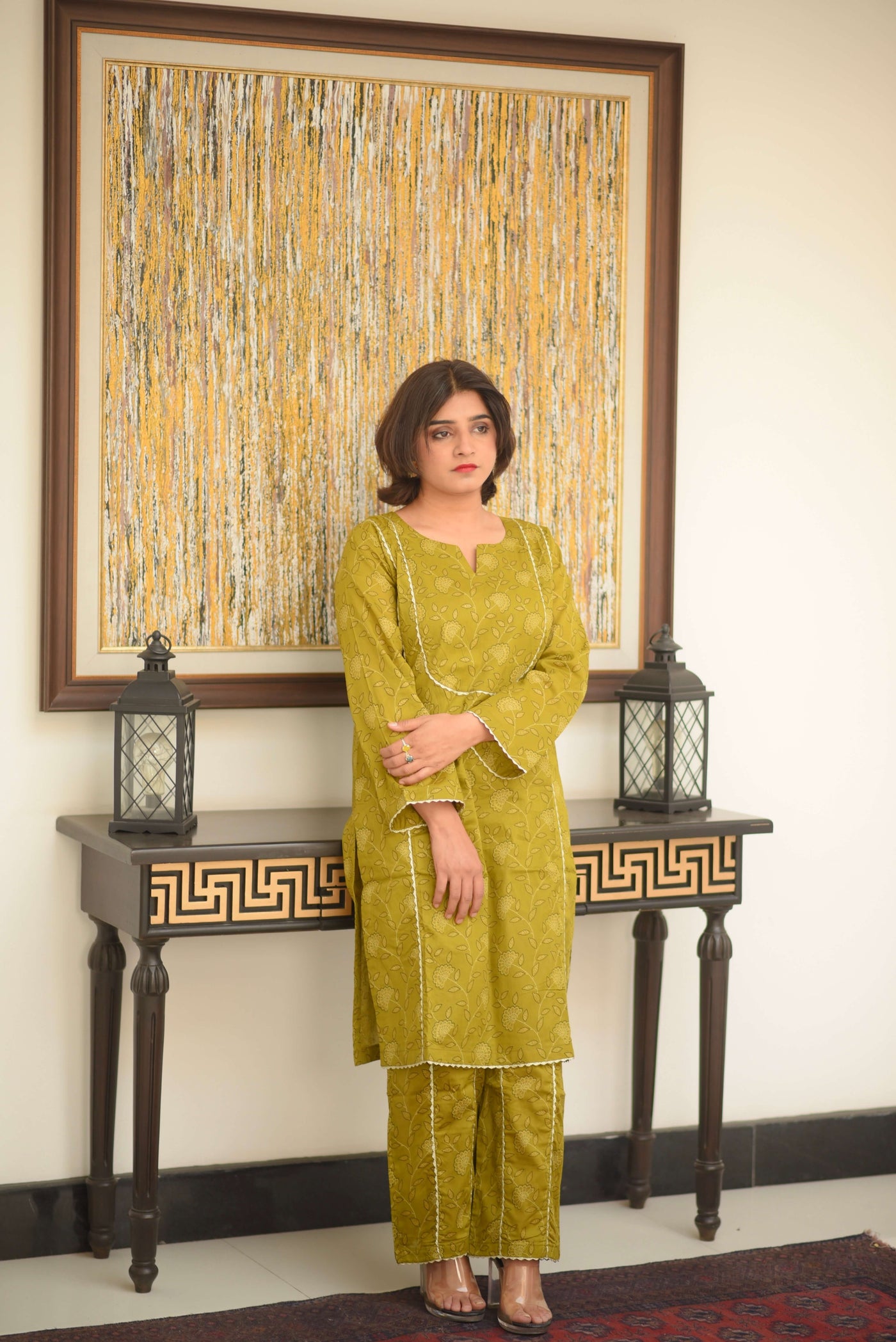 Olira – Kurta Set with Golden Floral Detailing