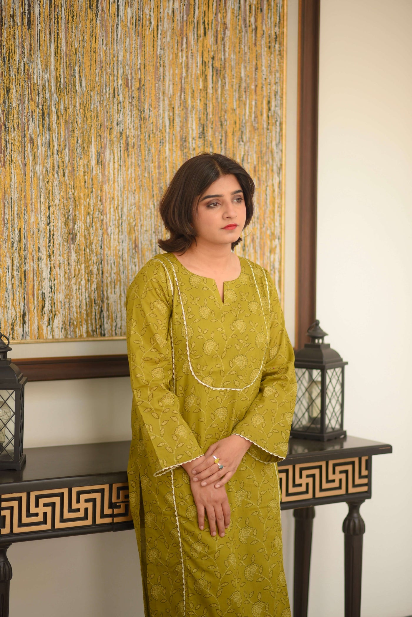 Olira – Kurta Set with Golden Floral Detailing