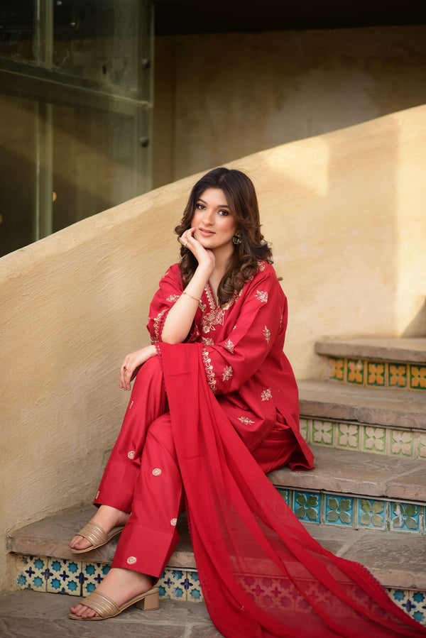 Scarlet - Embroidered 3Pcs Suit