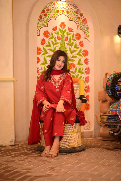Scarlet - Embroidered 3Pcs Suit